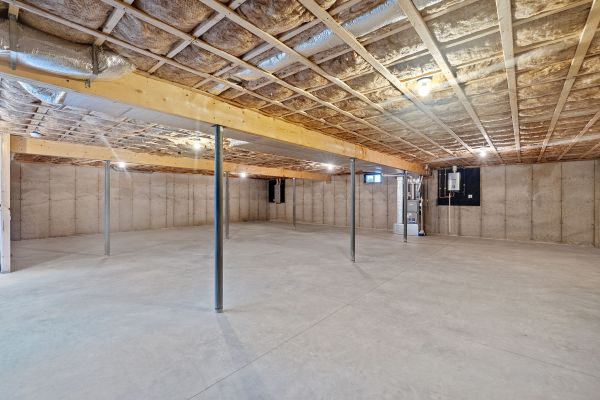 Basement Floor Installation in Gig Harbor